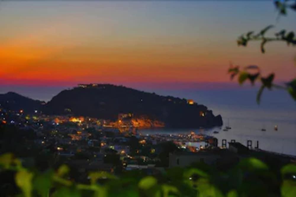 Hotel Bel Tramonto Casamicciola Terme Esterno foto