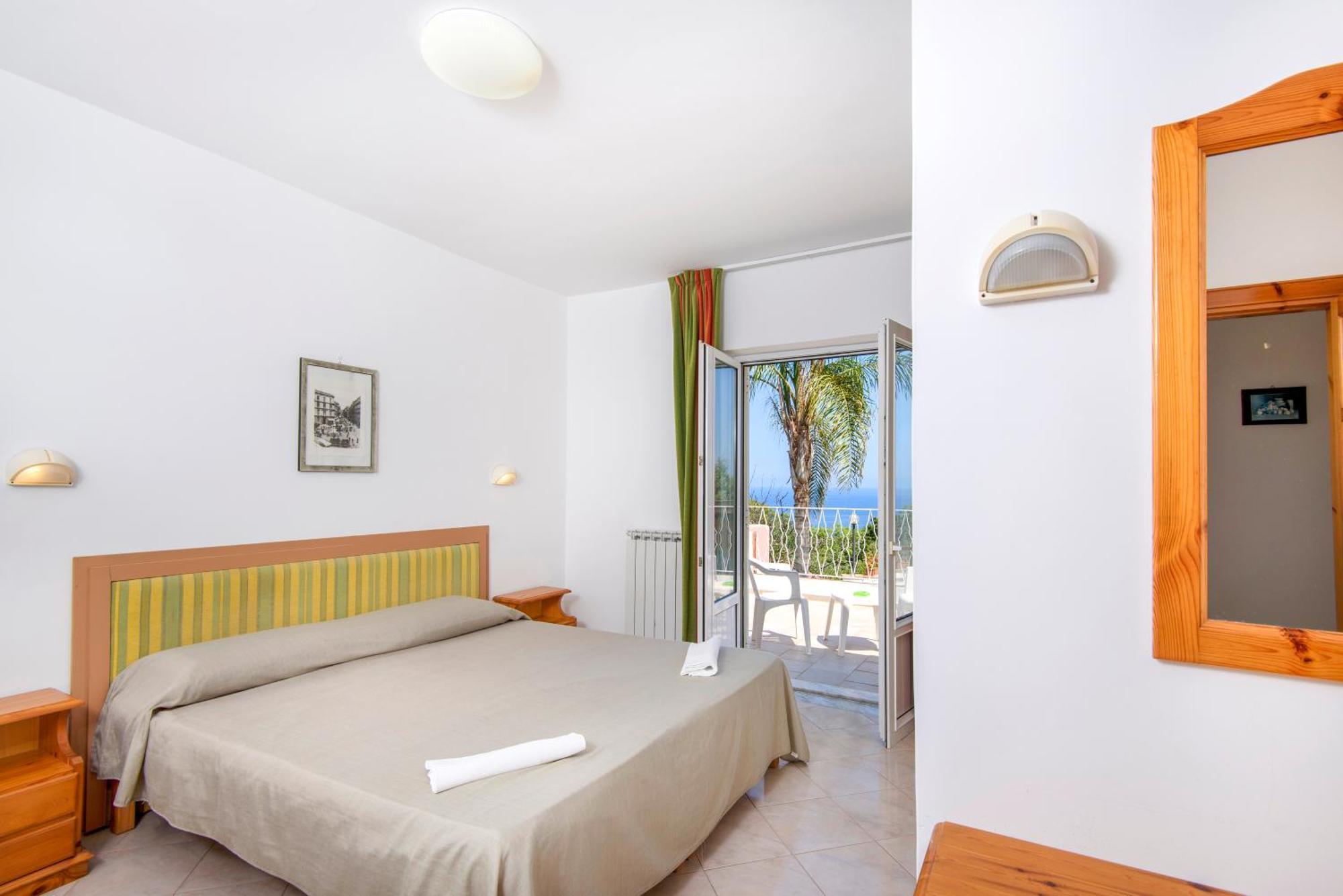 Hotel Bel Tramonto Casamicciola Terme Esterno foto